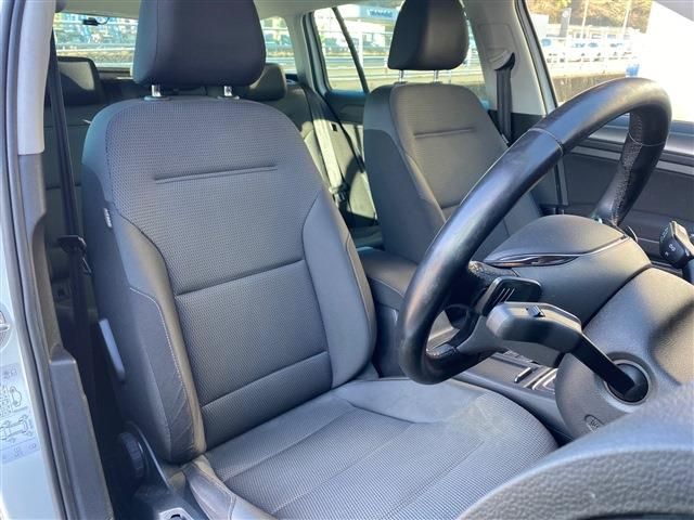 VOLKSWAGEN GOLF VARI 2019 Image 31