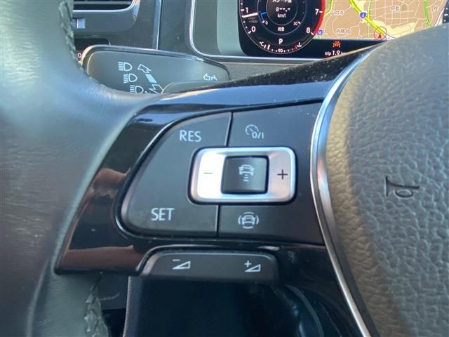 VOLKSWAGEN GOLF VARI 2019 Image 31