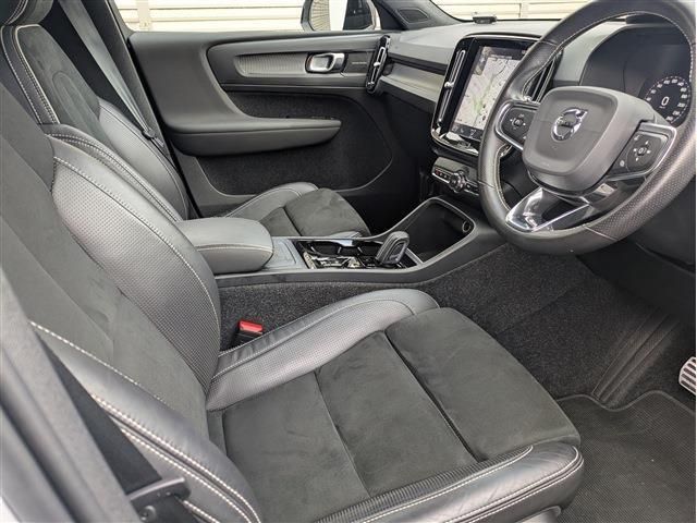 VOLVO XC40 2020 Image 31