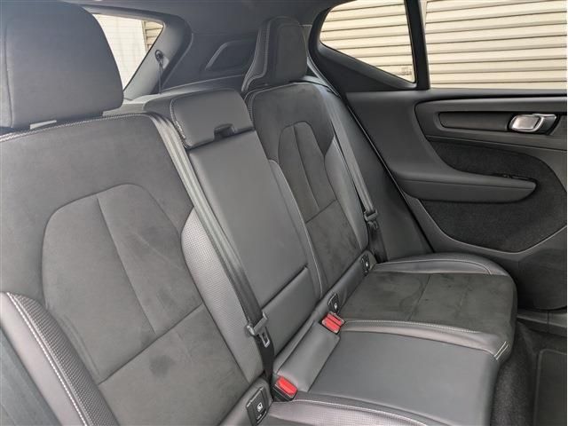 VOLVO XC40 2020 Image 31