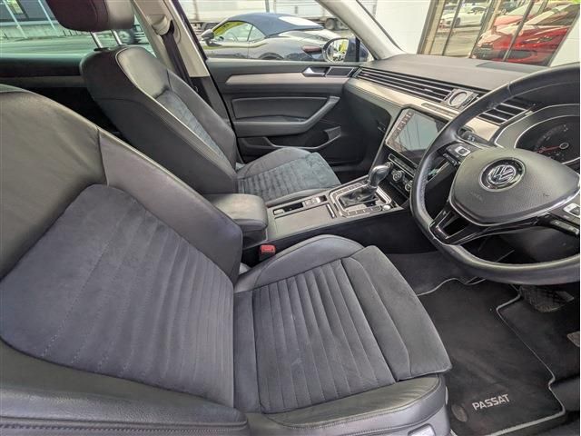 VOLKSWAGEN PASSAT VA 2019 Image 31