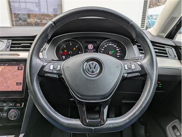 VOLKSWAGEN PASSAT VA 2019 Image 31