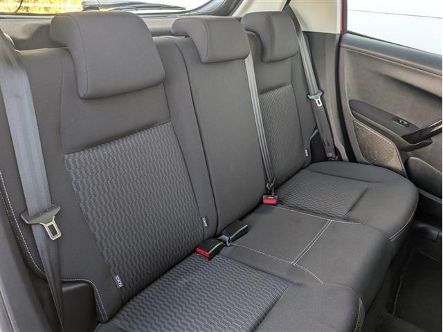 PEUGEOT 208 2016 Image 31
