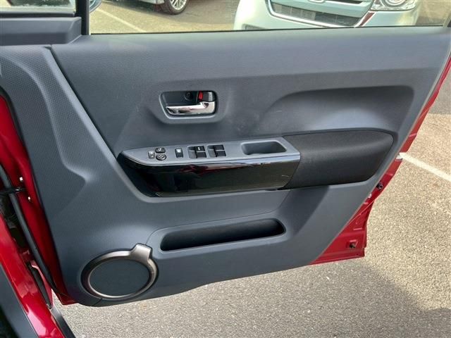 SUZUKI HUSTLER 2017 Image 31