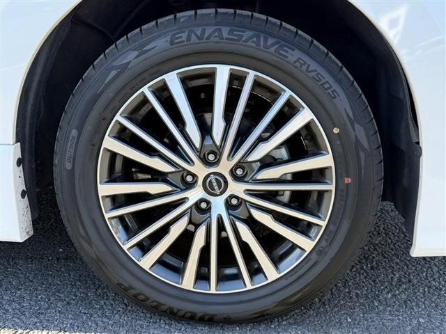 NISSAN ELGRAND 2024 Image 31