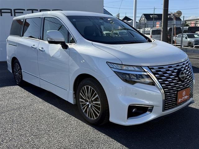 NISSAN ELGRAND 2024 Image 31