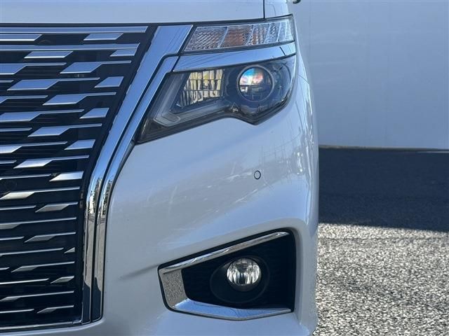 NISSAN ELGRAND 2024 Image 31