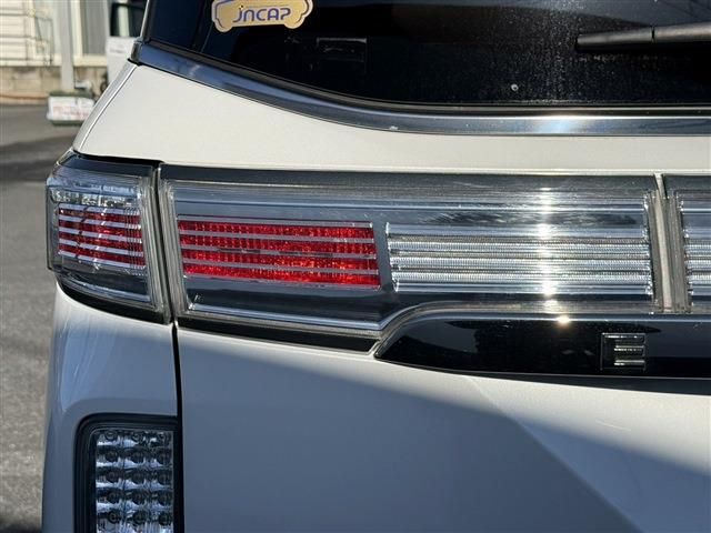 NISSAN ELGRAND 2024 Image 31