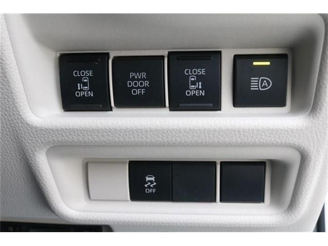 TOYOTA SIENTA HYBRID 2023 Image 31