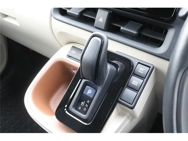 TOYOTA SIENTA HYBRID 2023 Image 31