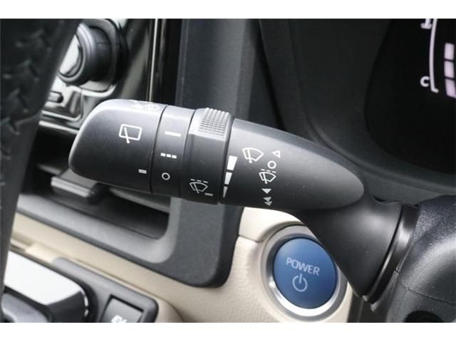 TOYOTA SIENTA HYBRID 2023 Image 31