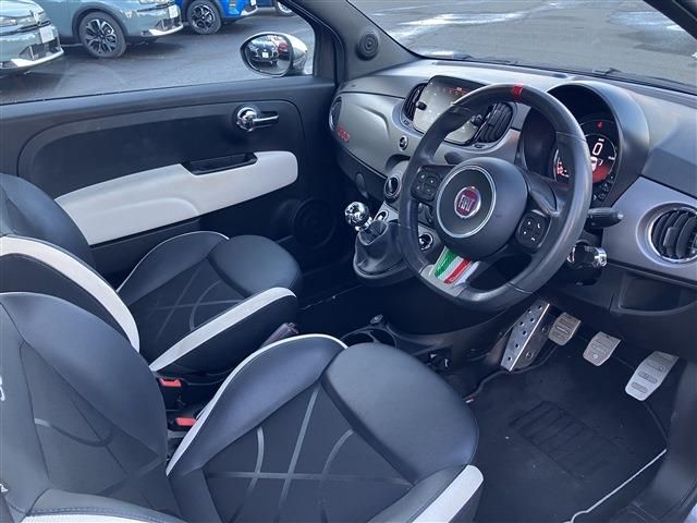 FIAT 500S 2019 Image 31