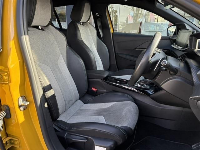 PEUGEOT 208 2020 Image 31