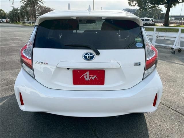 TOYOTA AQUA 2018 Image 31