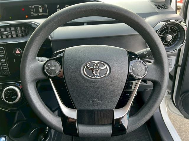 TOYOTA AQUA 2018 Image 31