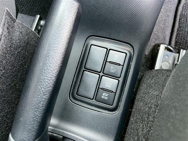 TOYOTA AQUA 2018 Image 31