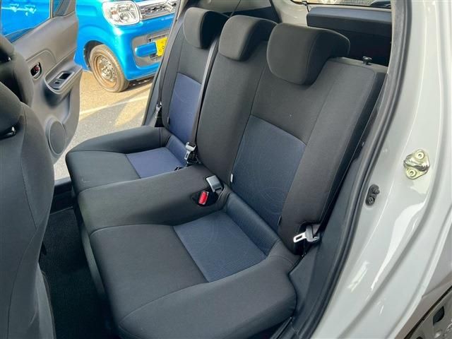 TOYOTA AQUA 2018 Image 31