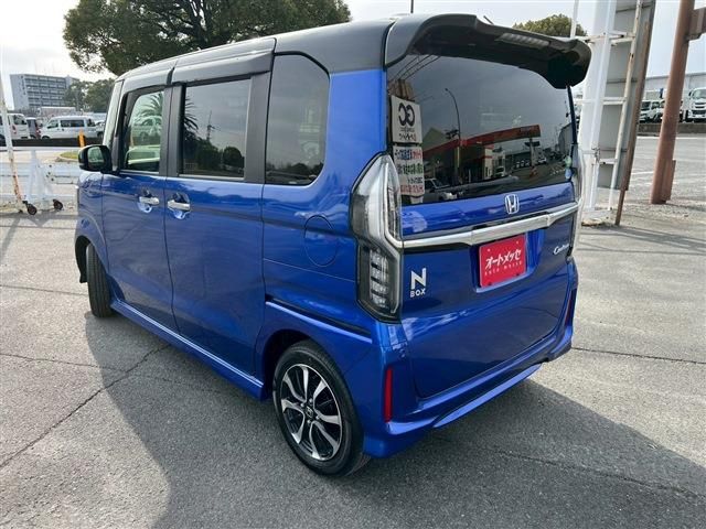 HONDA N BOX CUSTOM 2020 Image 31