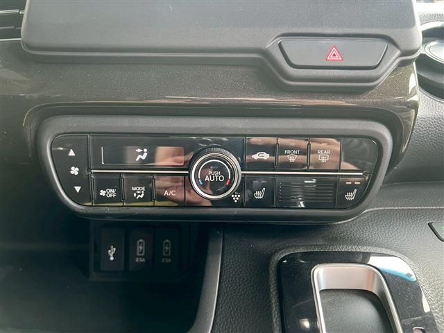 HONDA N BOX CUSTOM 2020 Image 31