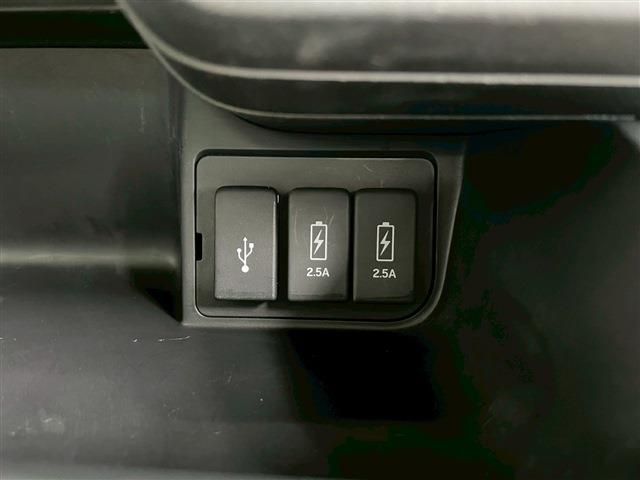 HONDA N BOX CUSTOM 2020 Image 31