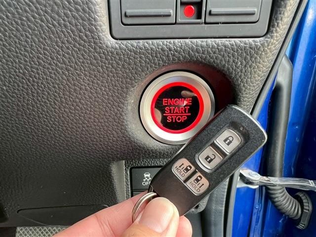 HONDA N BOX CUSTOM 2020 Image 31