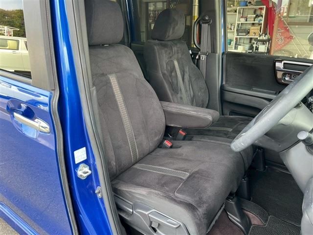 HONDA N BOX CUSTOM 2020 Image 31