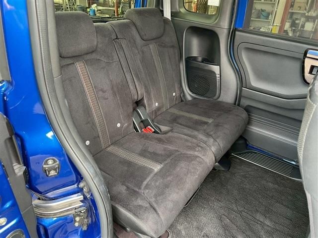 HONDA N BOX CUSTOM 2020 Image 31