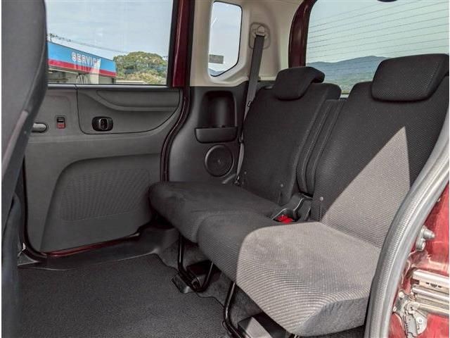 HONDA N BOX 2015 Image 31