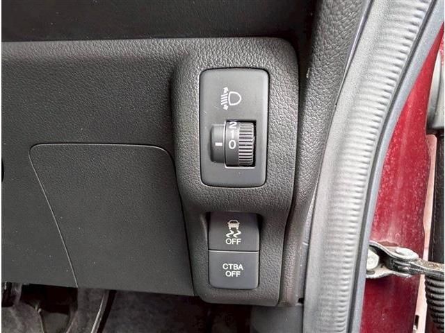 HONDA N BOX 2015 Image 31