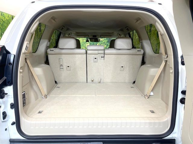 TOYOTA LANDCRUISER PRADO 2023 Image 31