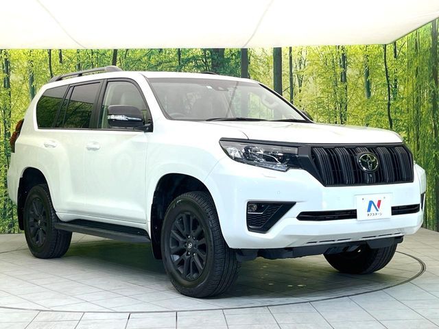TOYOTA LANDCRUISER PRADO 2023 Image 31