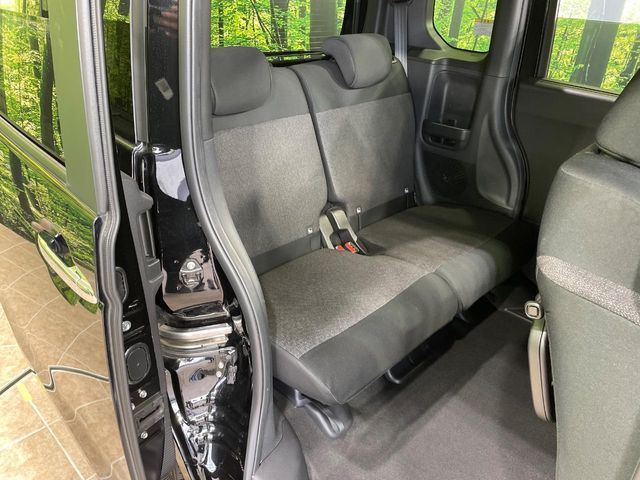 HONDA N BOX CUSTOM 2024 Image 31