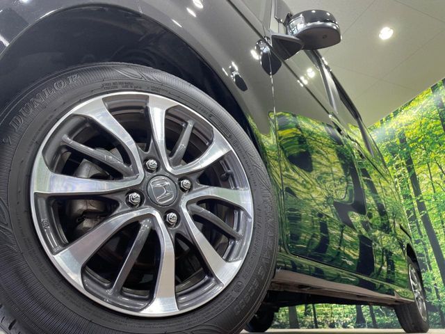 HONDA N BOX CUSTOM 2024 Image 31