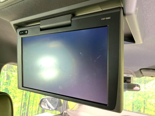 TOYOTA VOXY 2018 Image 31