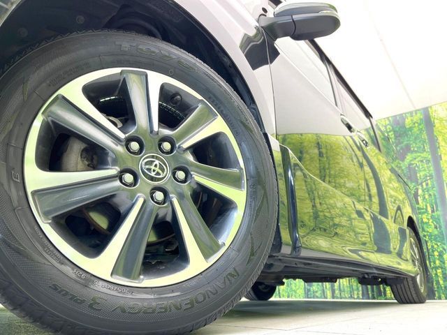 TOYOTA VOXY 2018 Image 31