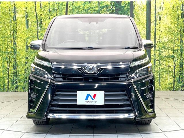 TOYOTA VOXY 2018 Image 31