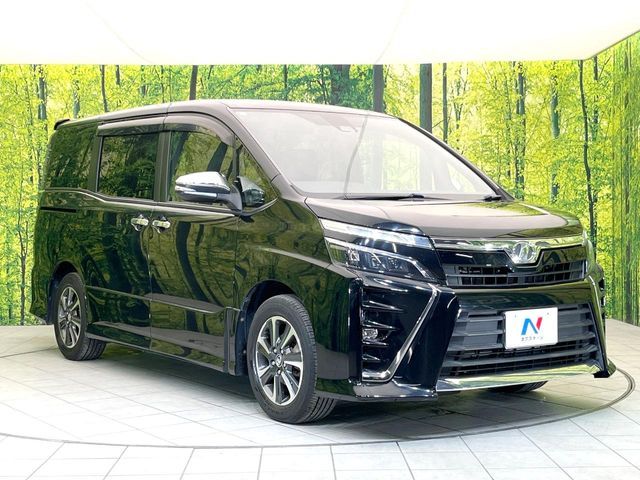 TOYOTA VOXY 2018 Image 31