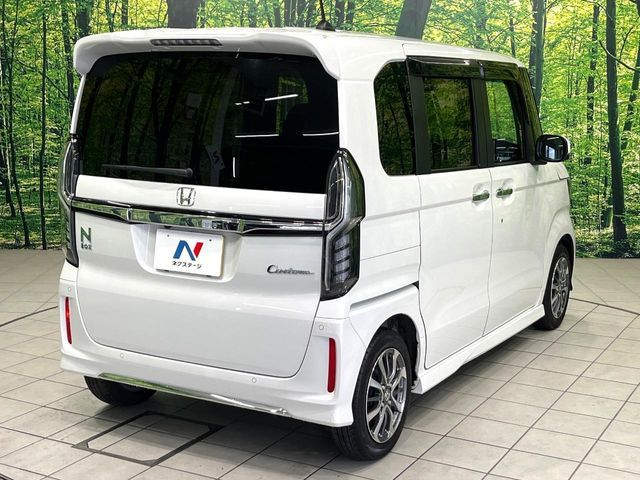 HONDA N BOX CUSTOM 2023 Image 31