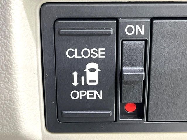 HONDA N BOX 2025 Image 31