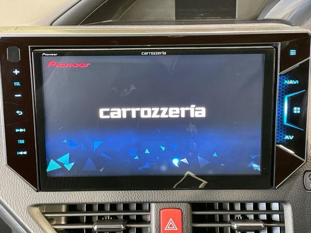 TOYOTA VOXY HYBRID 2017 Image 31