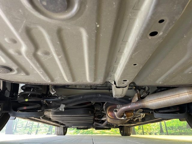 TOYOTA VOXY HYBRID 2017 Image 31