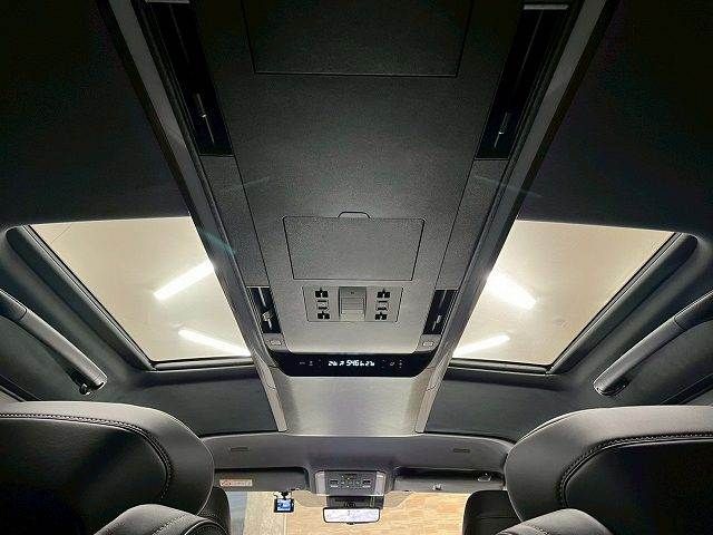 TOYOTA VELLFIRE  HYBRID 2024 Image 31