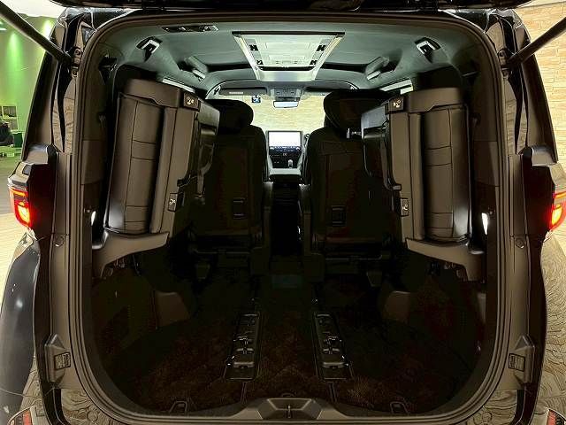 TOYOTA VELLFIRE  HYBRID 2024 Image 31