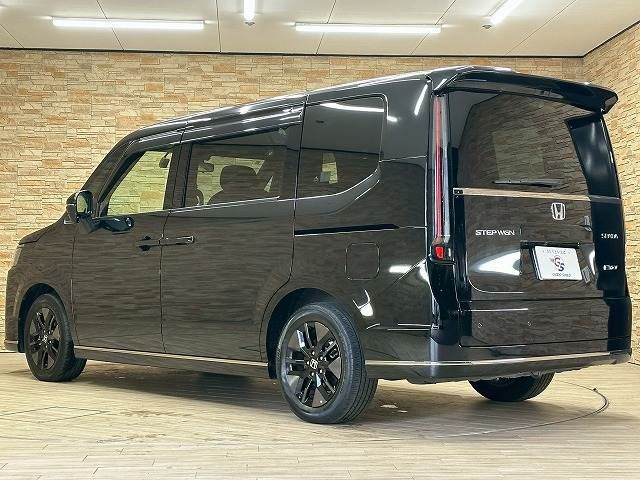 HONDA STEPWAGON E:HEV SPAD 2023 Image 31