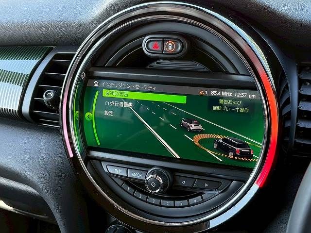 BMW MINI COOPER D 5DOOR 2020 Image 31