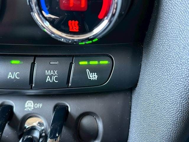 BMW MINI COOPER D 5DOOR 2020 Image 31