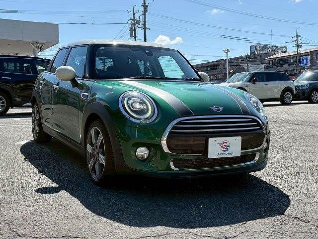 BMW MINI COOPER D 5DOOR 2020 Image 31