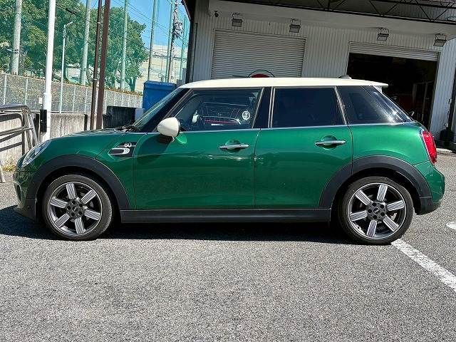 BMW MINI COOPER D 5DOOR 2020 Image 31