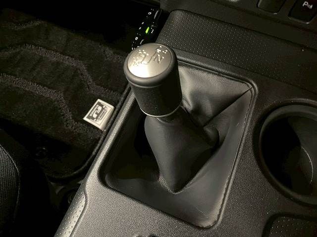 TOYOTA FJ CRUISER 4WD 2016 Image 31