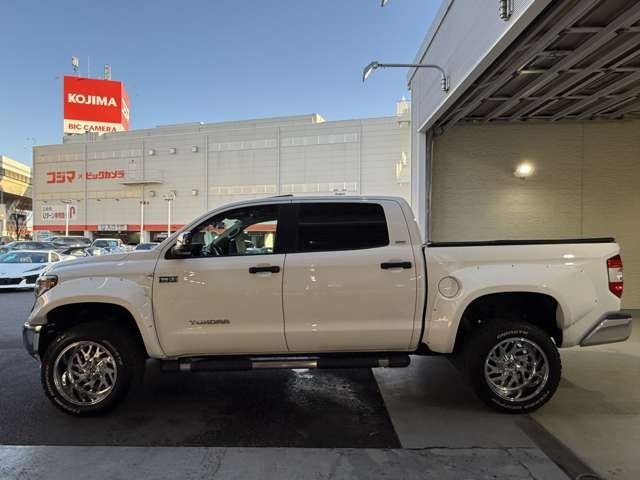 TOYOTA TANDORA 4WD 2019 Image 31